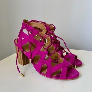 Super Cute Heeled Sandals
